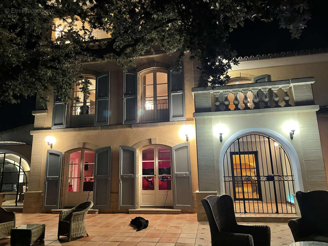Maison à LE CASTELLET