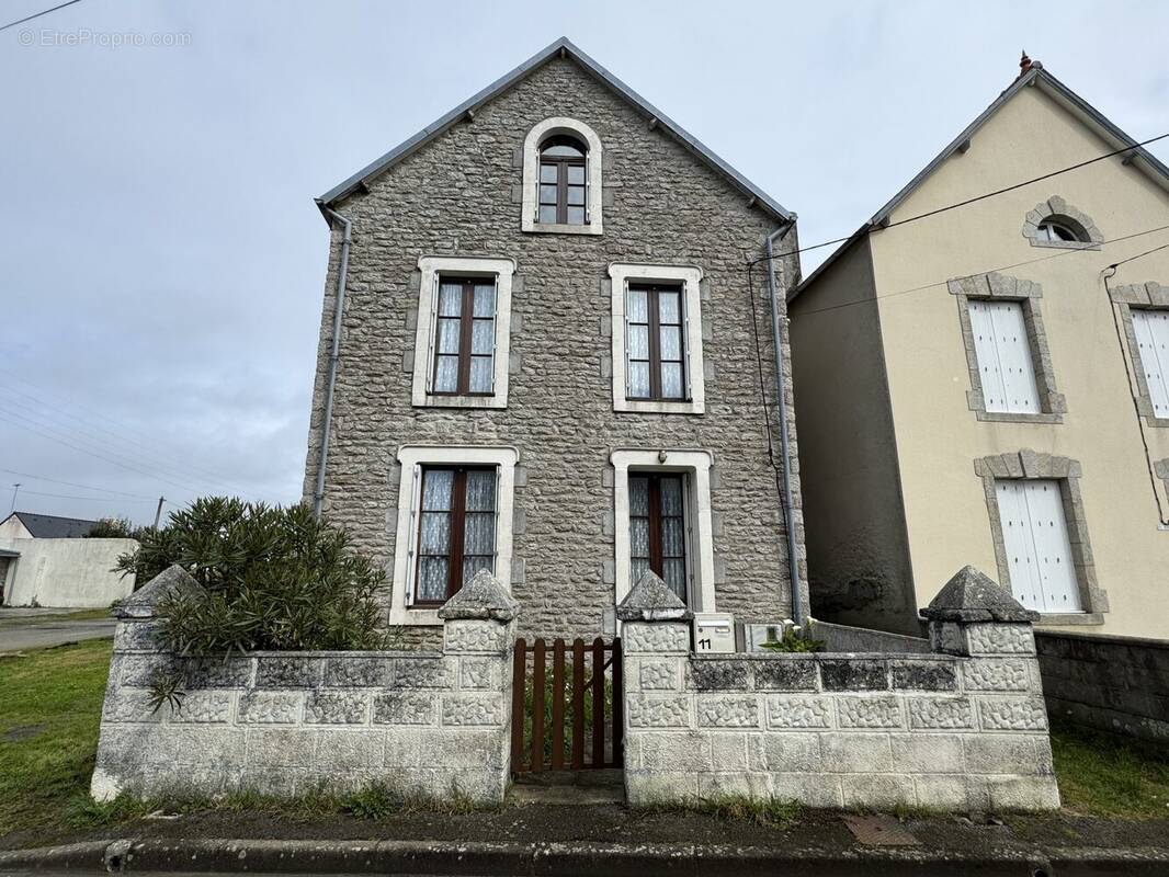 Maison à GUILVINEC