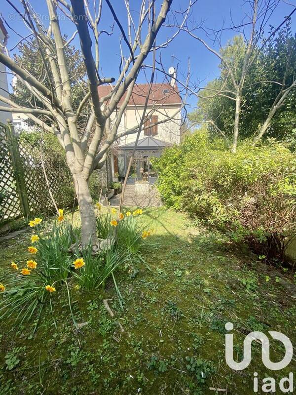 Photo 1 - Maison à NANTERRE