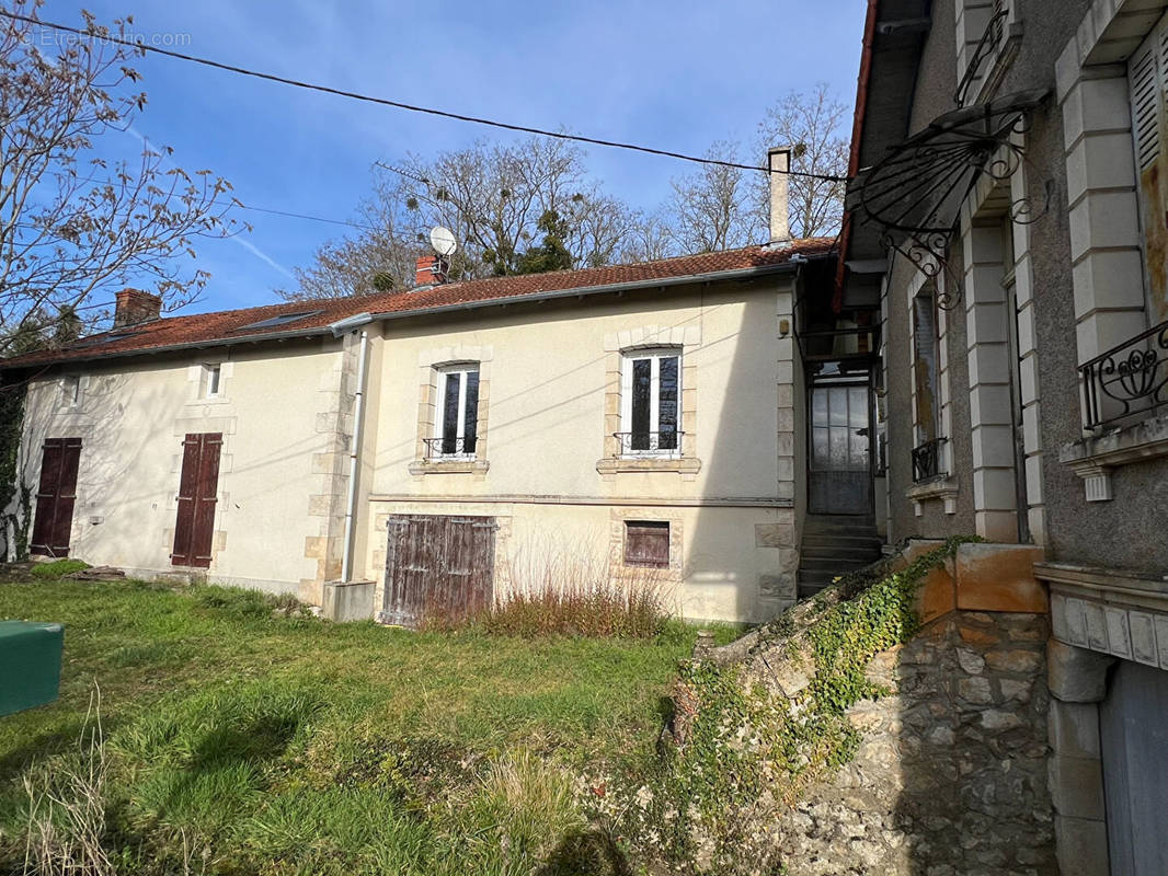 Maison à CIVAUX
