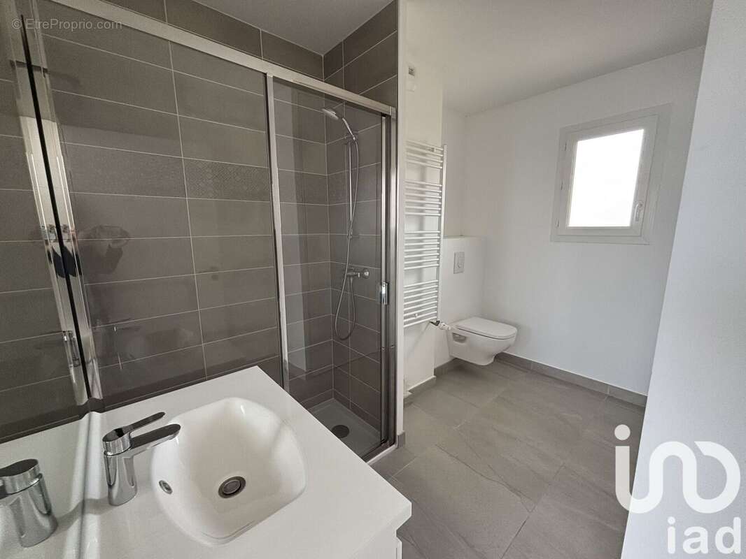 Photo 7 - Appartement à SAINT-LAURENT-DU-VAR