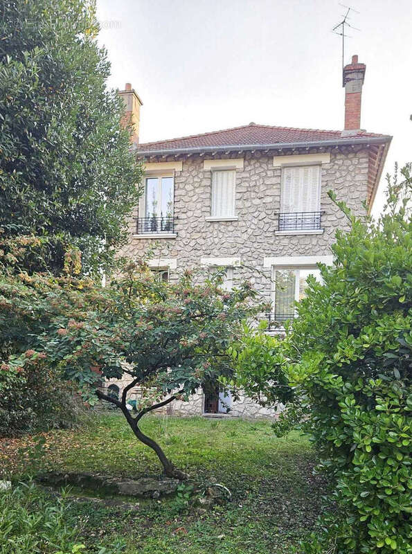 Maison à ENGHIEN-LES-BAINS