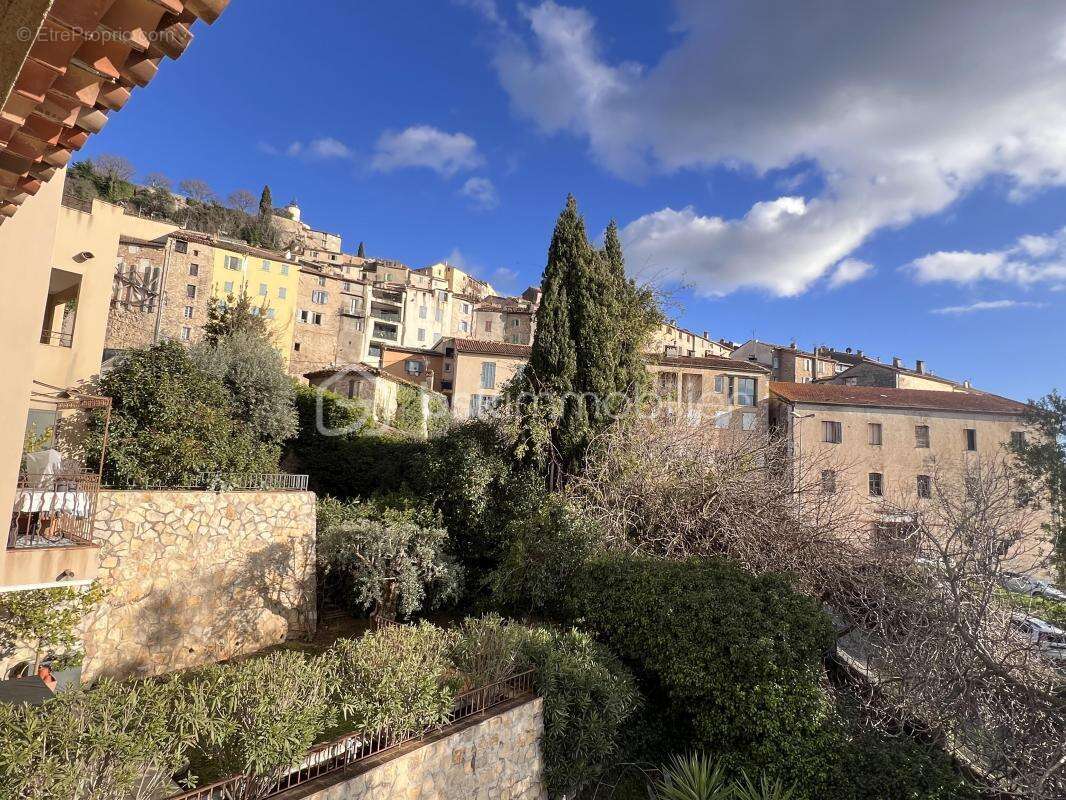 Appartement à FAYENCE