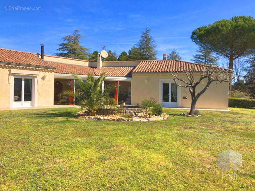 Maison à ALLAN