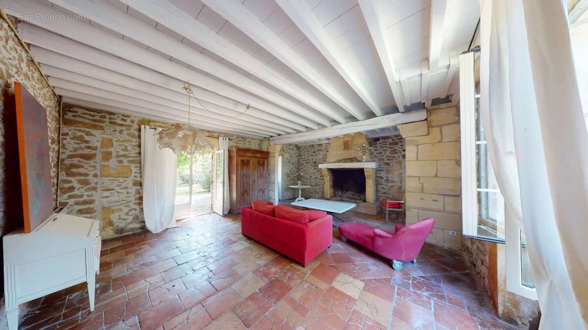 Maison à BARIE