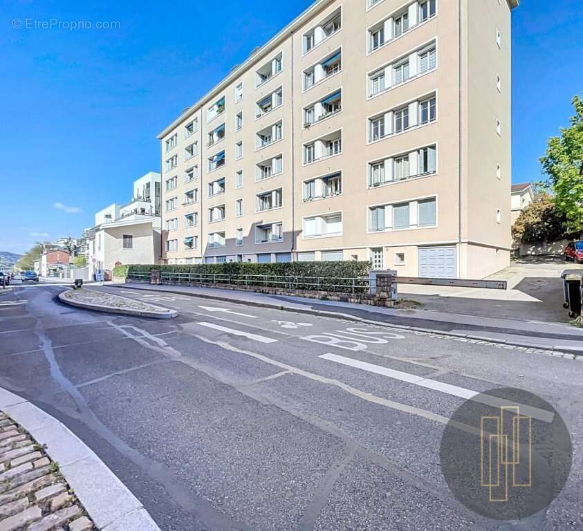 Appartement à LYON-4E