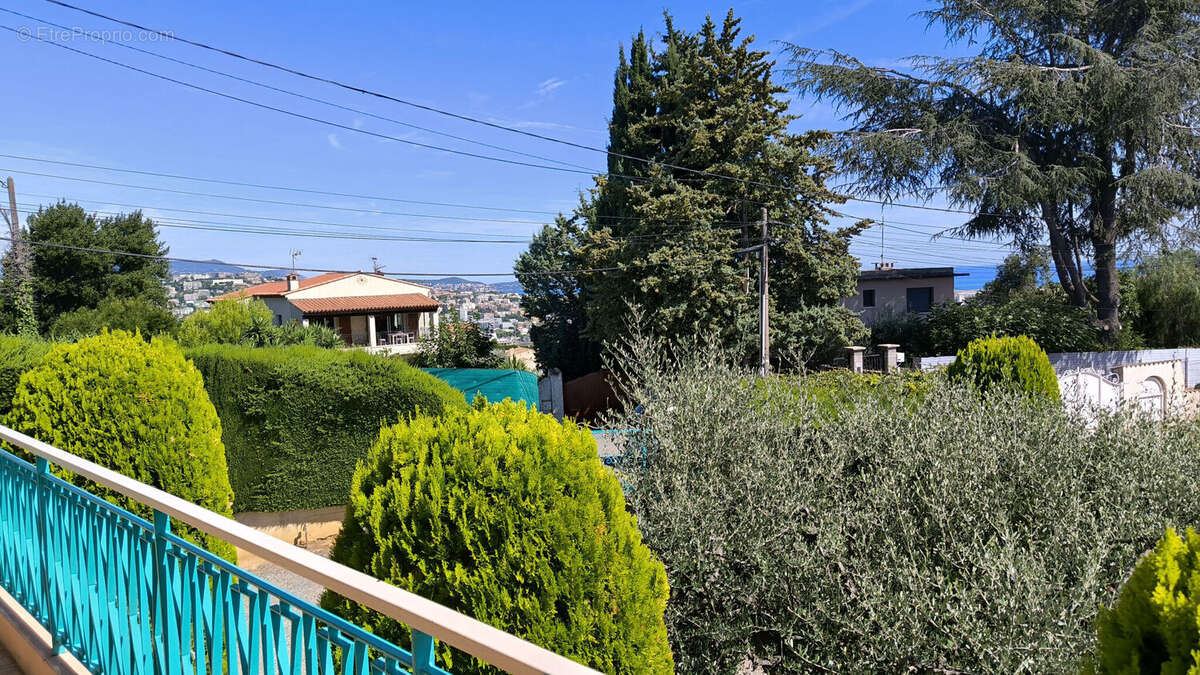 Photo 8 - Appartement à SAINT-LAURENT-DU-VAR