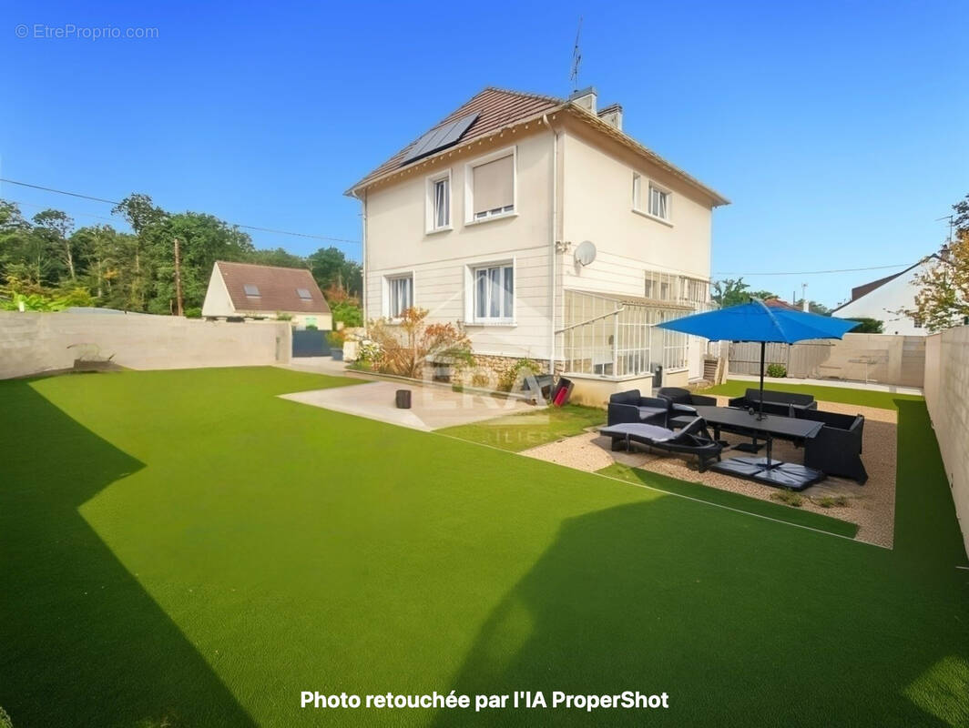 Maison à DAMMARIE-LES-LYS
