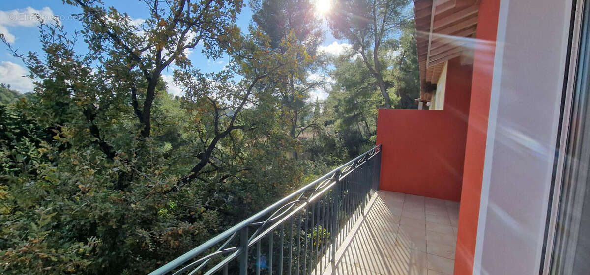 Maison à HYERES
