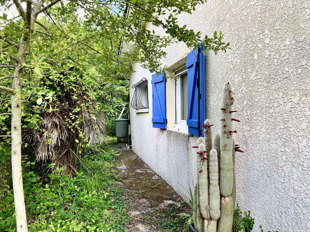 Maison à SAINTE-HELENE