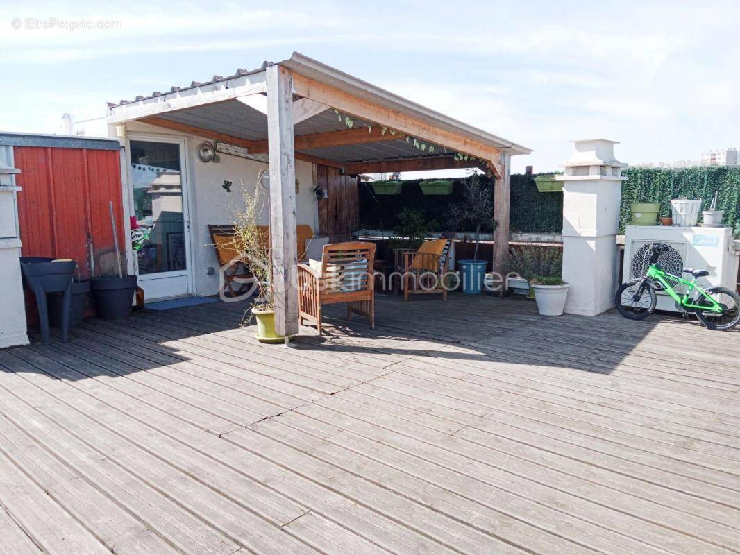 Appartement à BONNEUIL-SUR-MARNE
