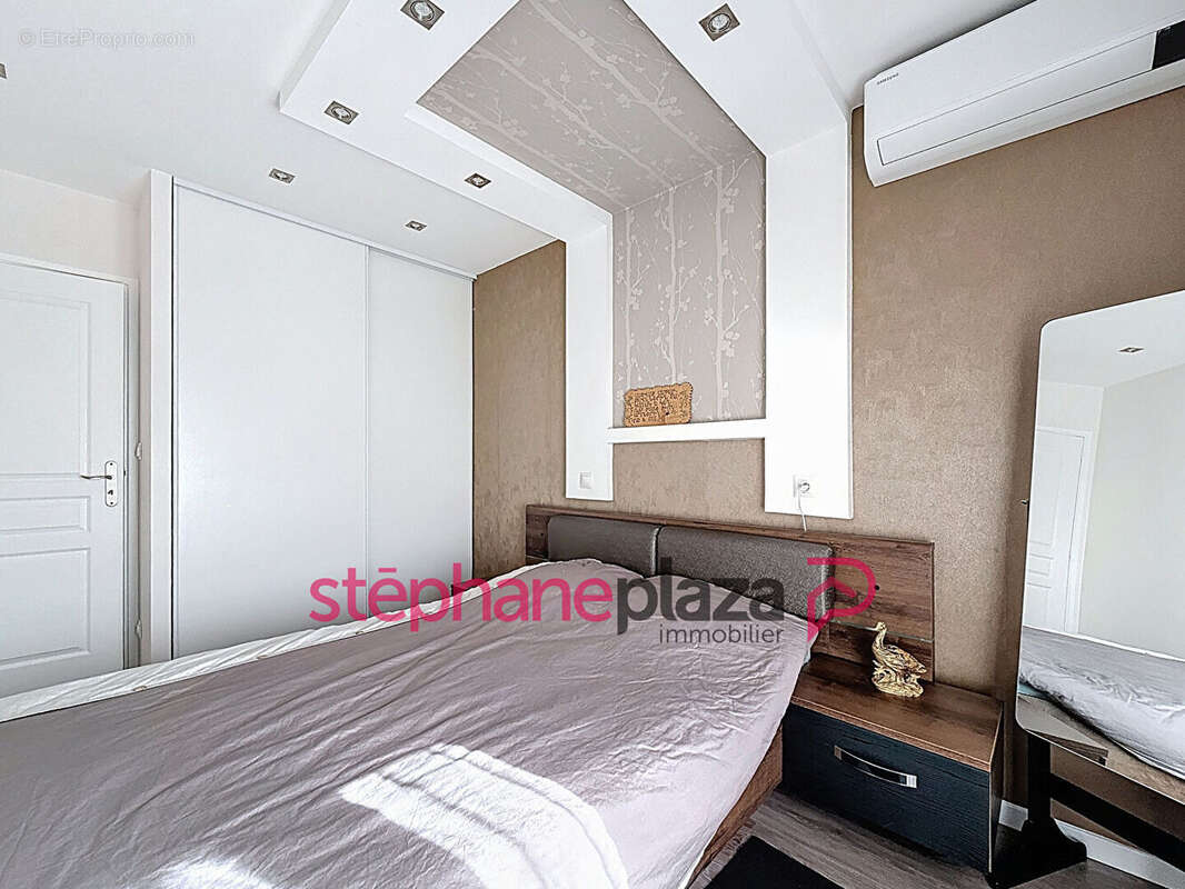 Appartement à DECINES-CHARPIEU