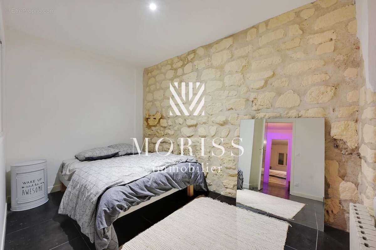 Appartement à PARIS-9E