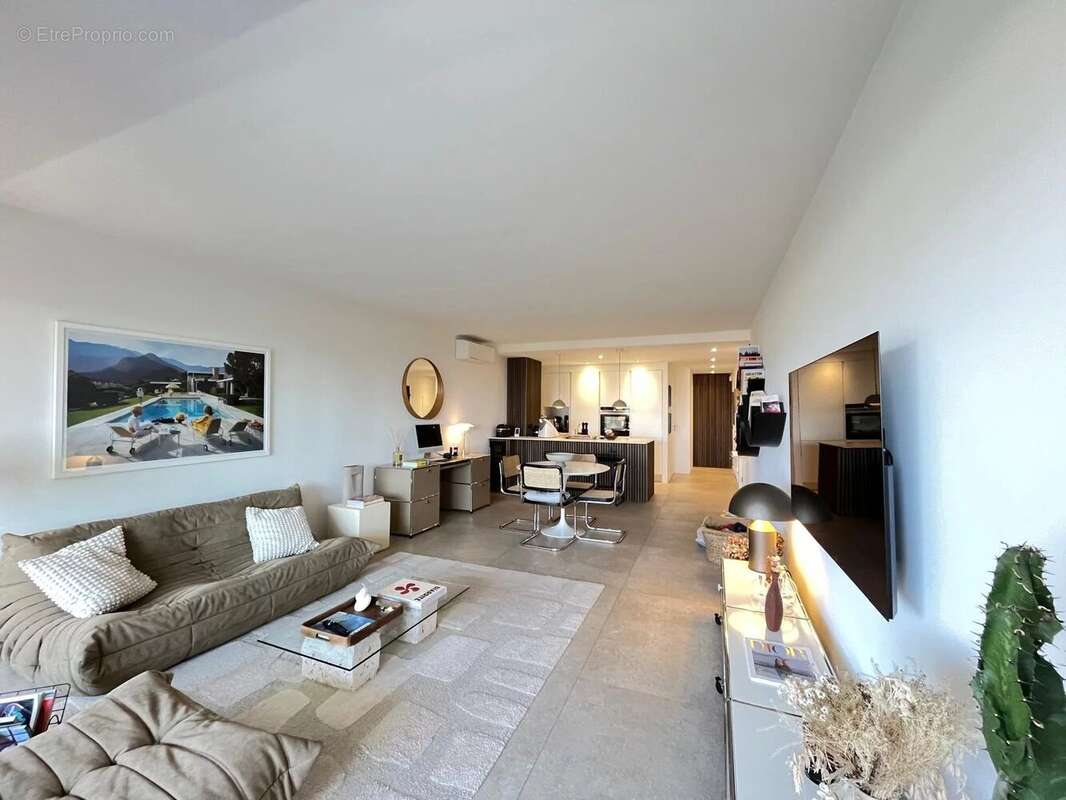 Appartement à LE CANNET