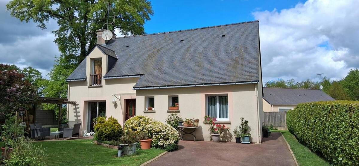 Maison à PLESSE