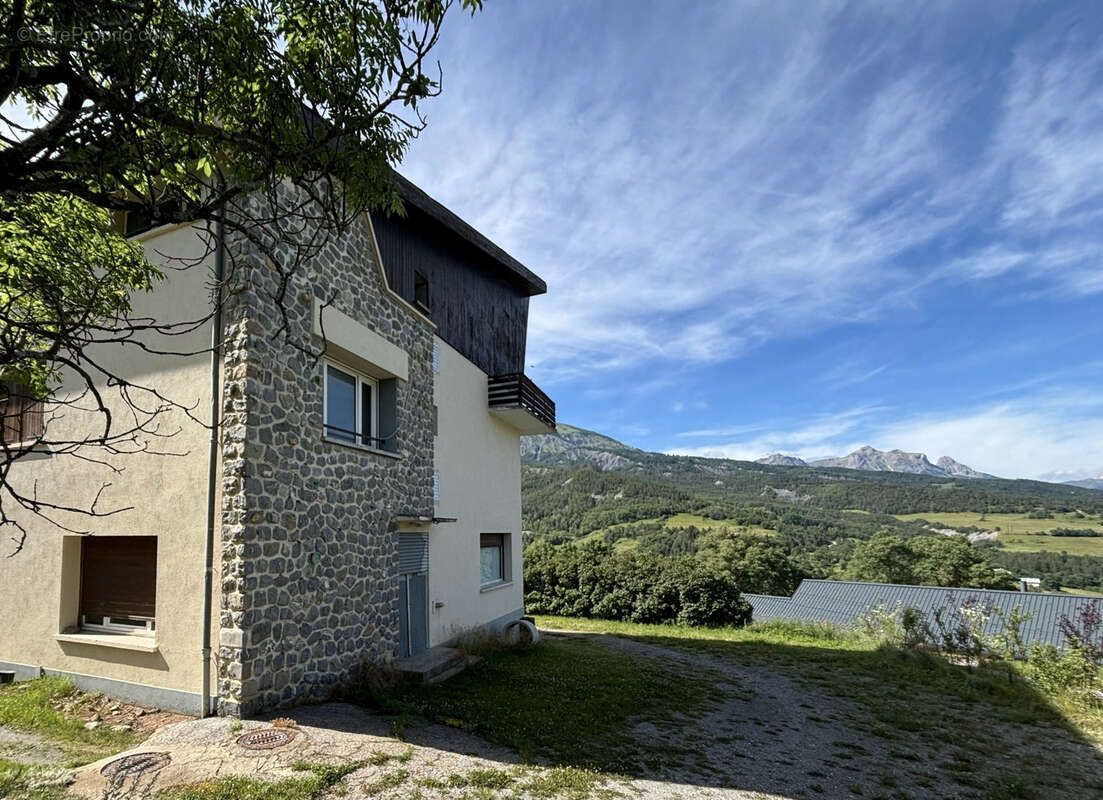 Appartement à JAUSIERS