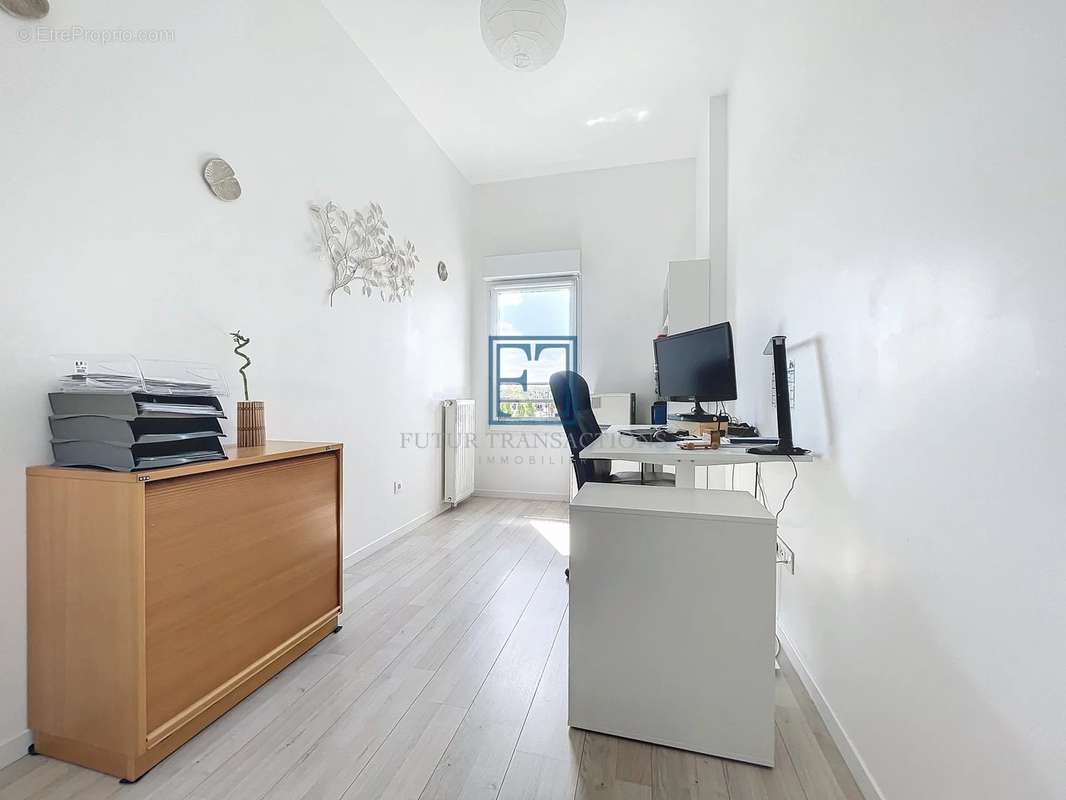 Appartement à ELANCOURT