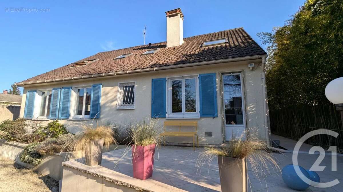 Maison à LE PLESSIS-TREVISE