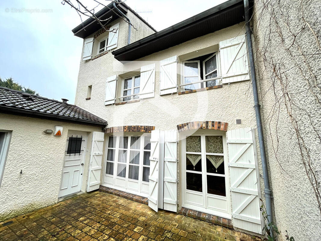 Maison à PARMAIN