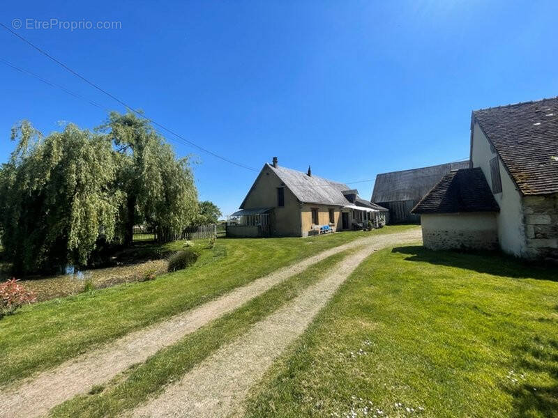 Maison à COURTALAIN
