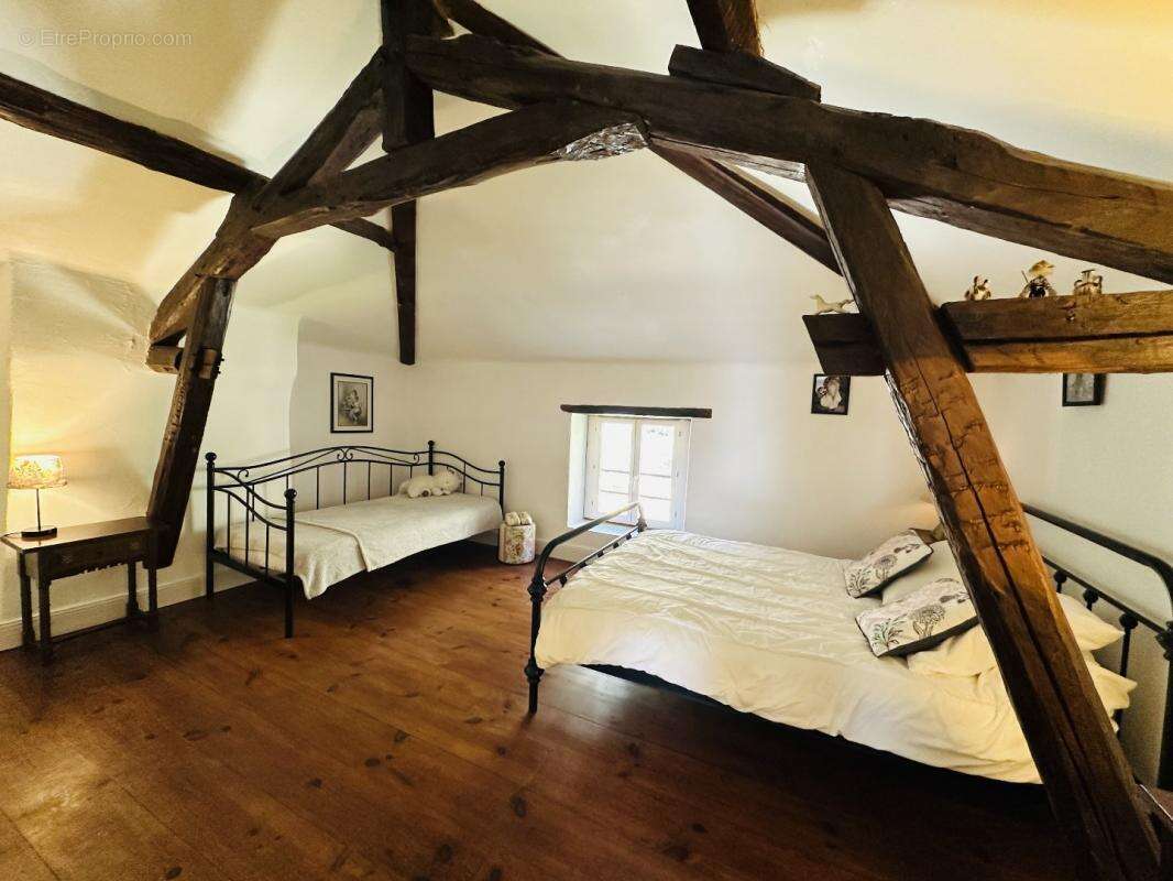 Maison à LE MAS-D&#039;AZIL
