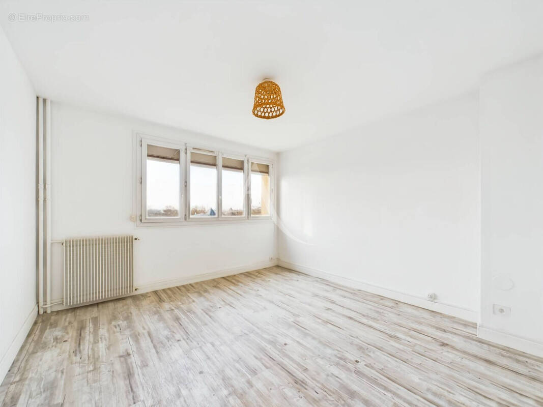 Appartement à SAINT-MAURICE