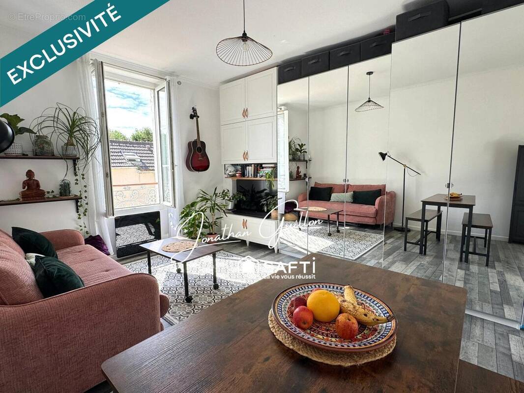 Photo 1 - Appartement à MAGNY-LE-HONGRE