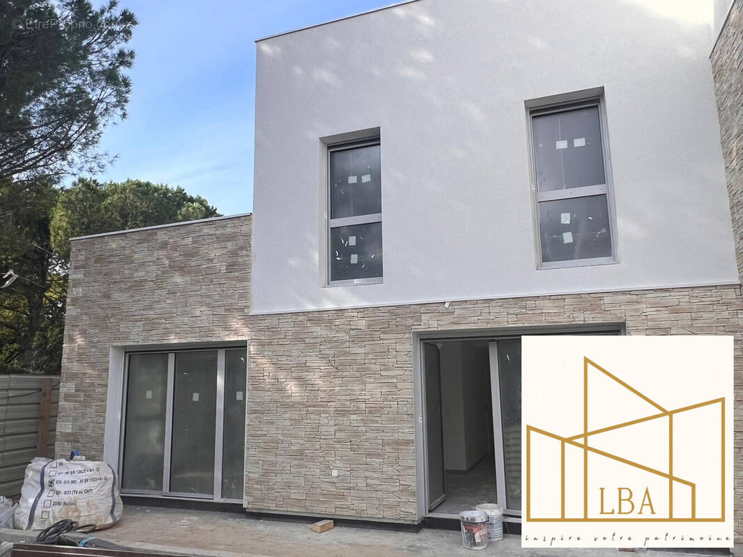 Appartement à MARSEILLE-10E
