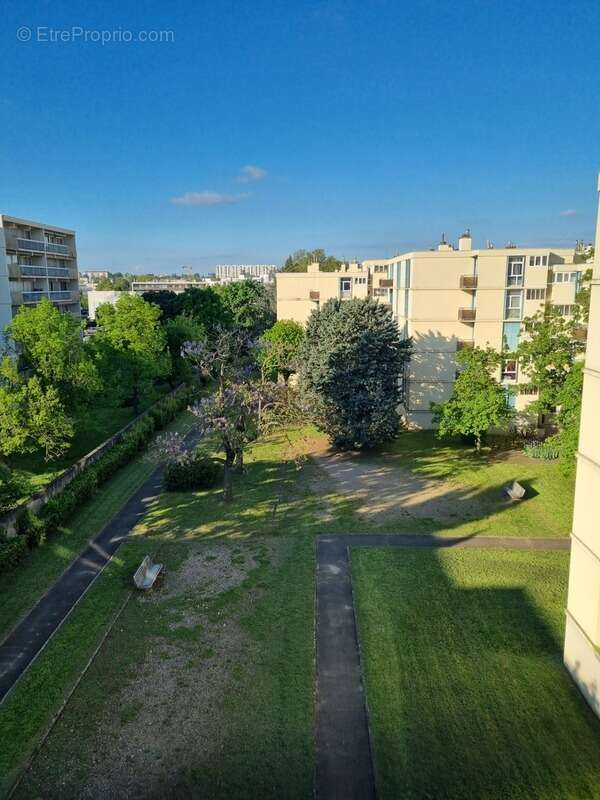 Appartement à LYON-8E