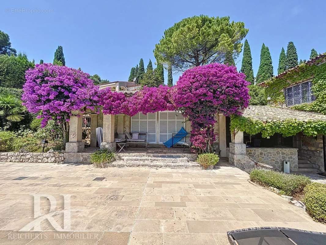 Maison à MOUGINS