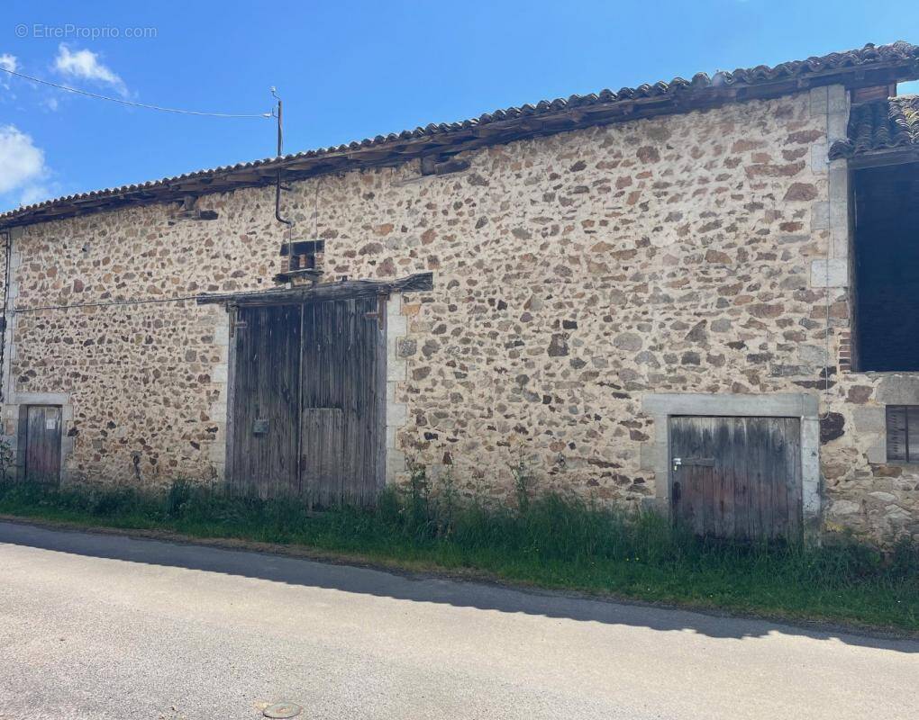 Maison à VAYRES
