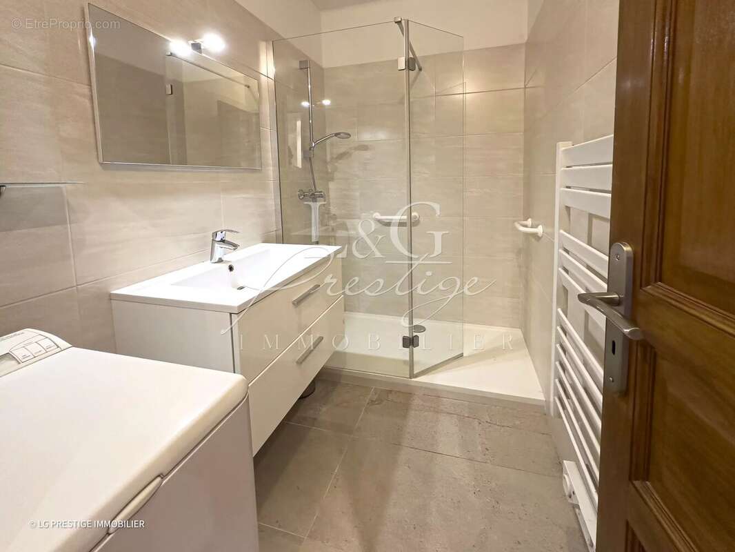 Appartement à MANDELIEU-LA-NAPOULE