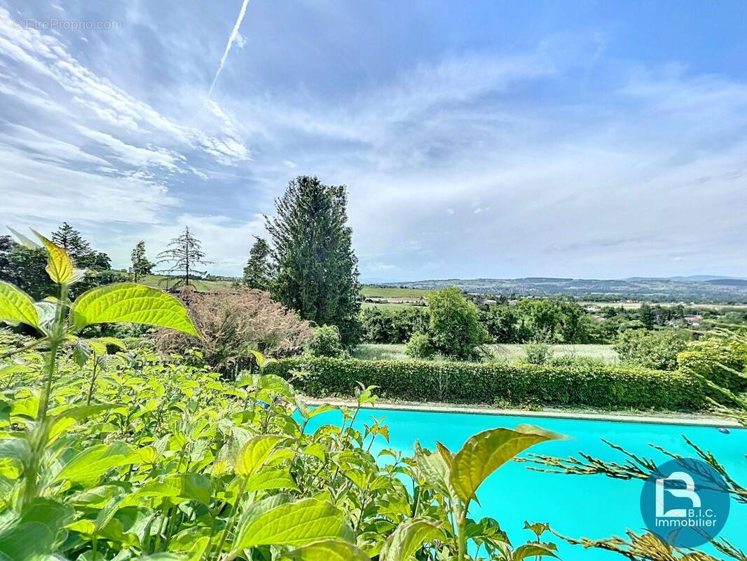 Maison à CHASSELAY