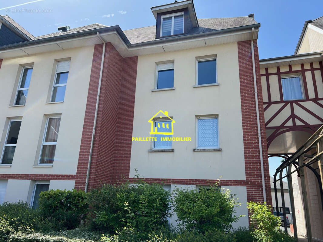 Appartement à SAINT-ROMAIN-DE-COLBOSC