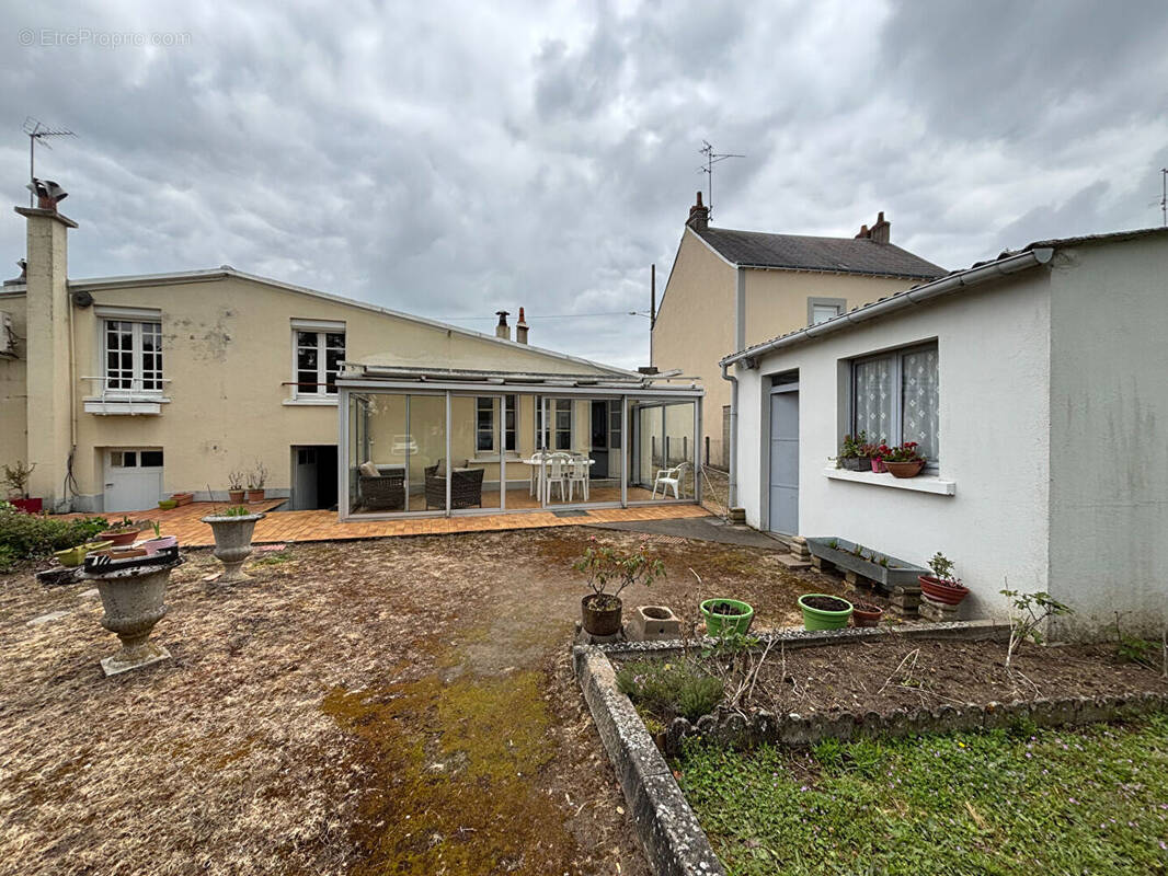 Maison à SAINT-PIERRE-DES-CORPS