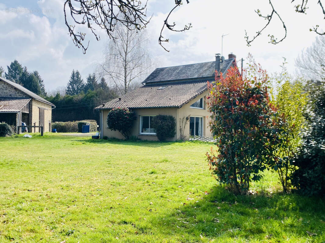 Maison à LINARDS
