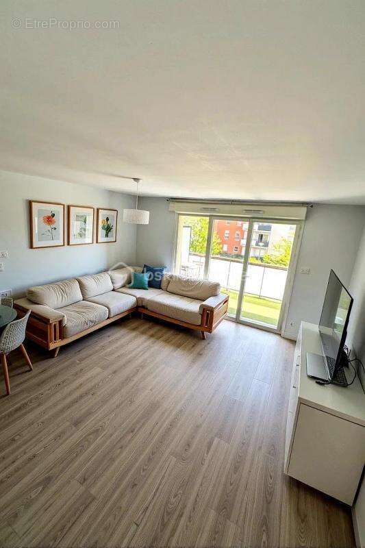 Appartement à THIAIS