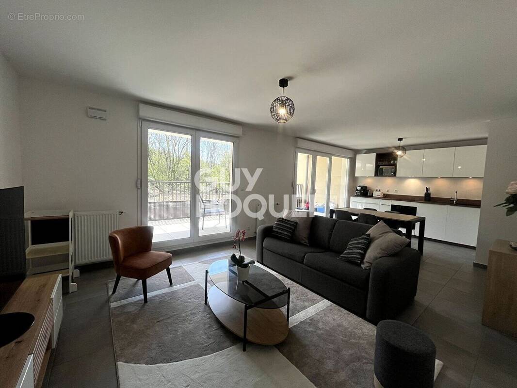 Appartement à GRESY-SUR-AIX