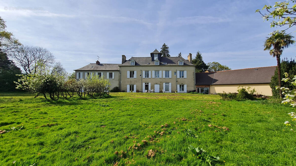 Maison à LIFFRE