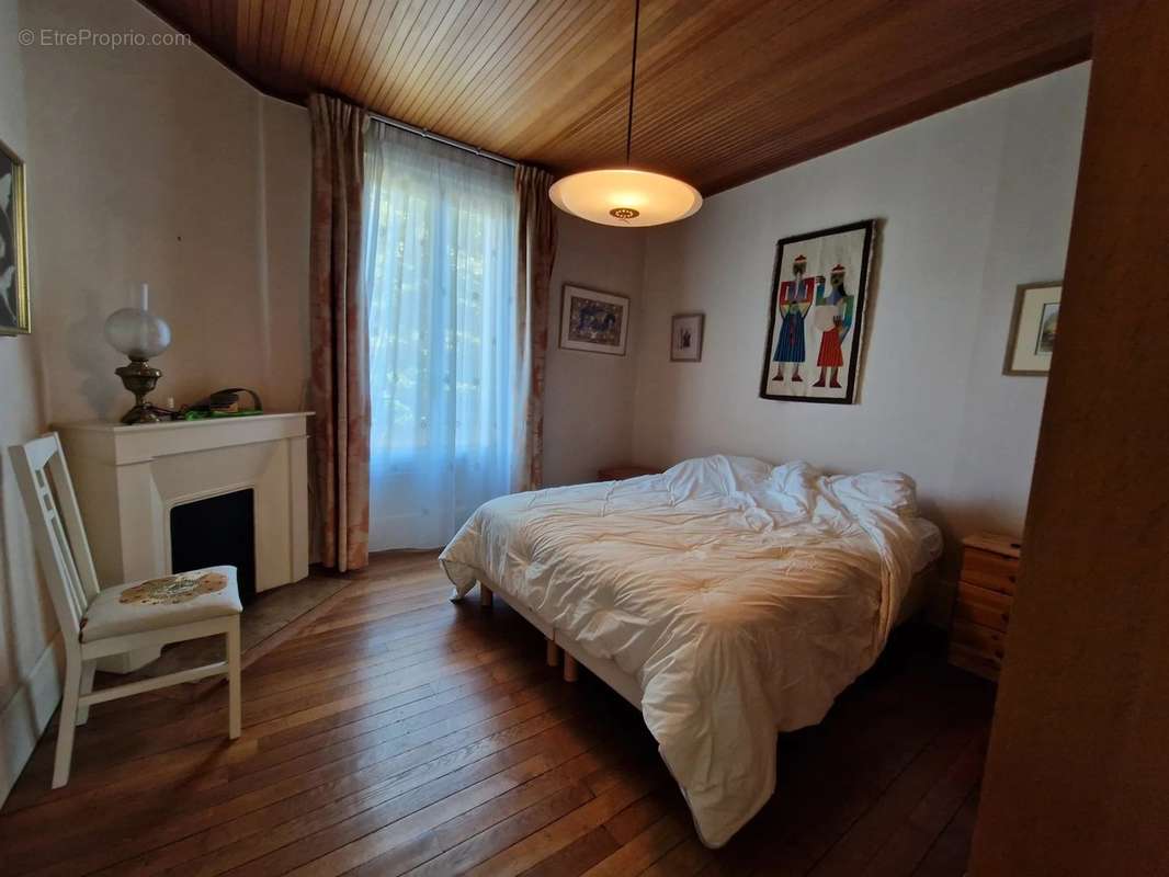 Maison à BRUYERES-LE-CHATEL