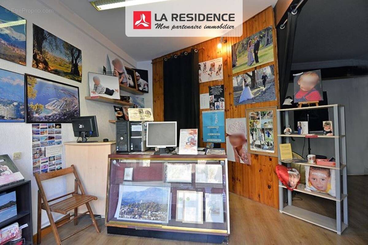 Commerce à VILLENEUVE-LOUBET