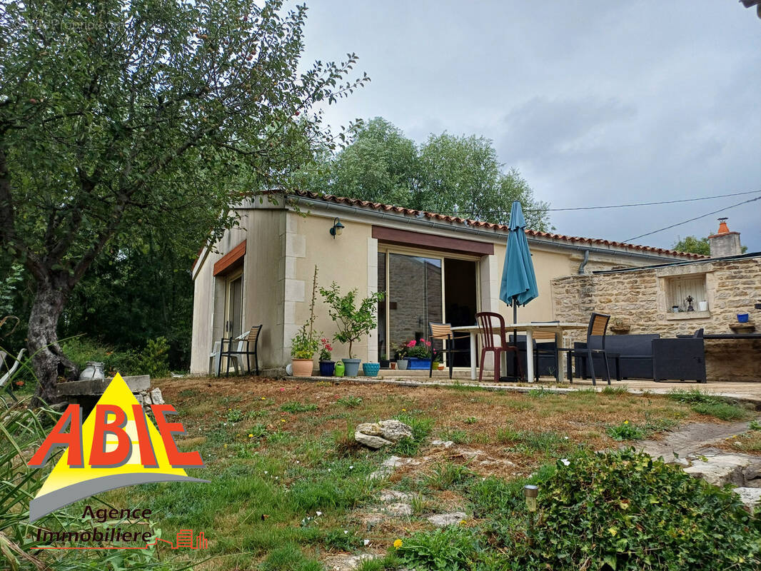 Photo 1 - Maison à LA RONDE