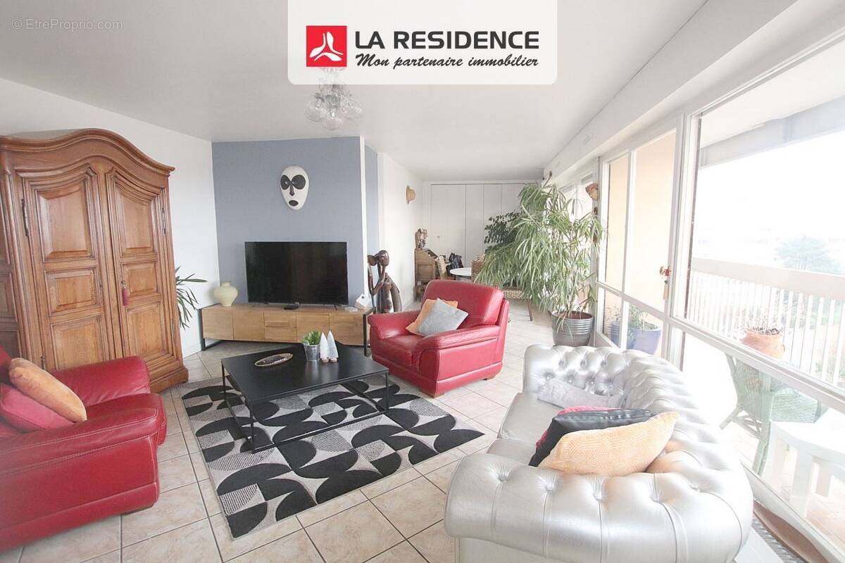 Appartement à ELANCOURT
