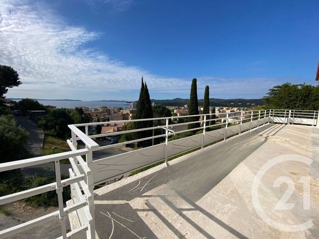 Appartement à LE LAVANDOU