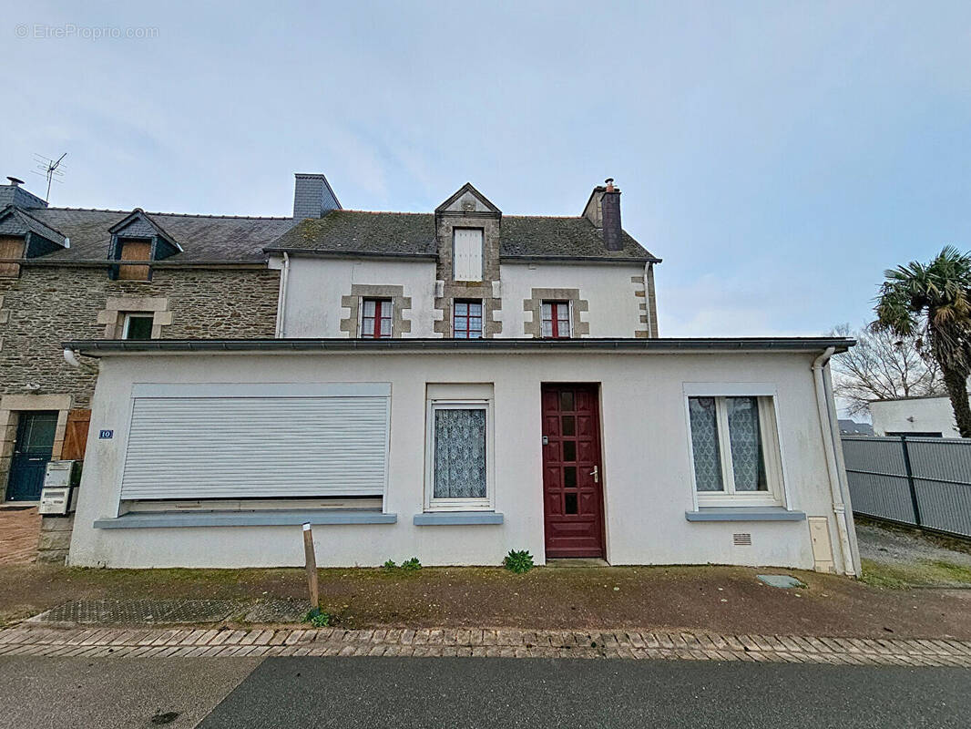 Maison à TAUPONT