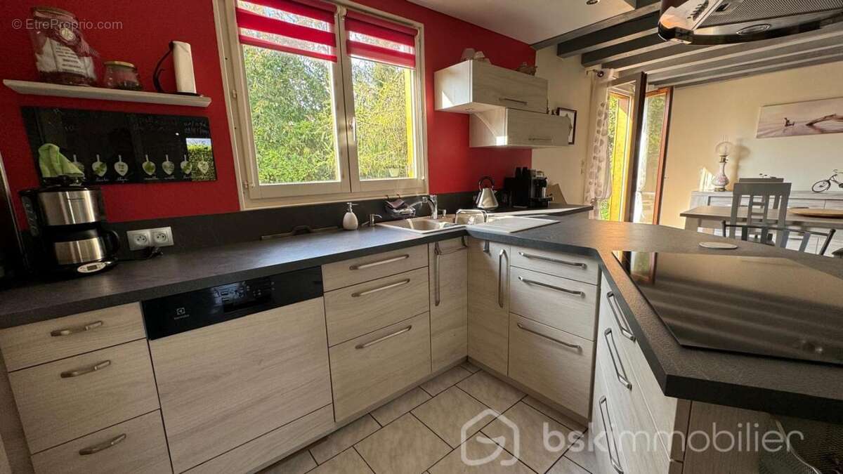 Maison à EGLY