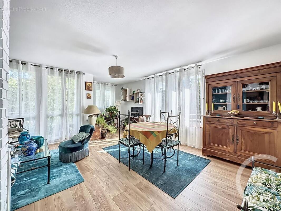 Appartement à TROYES