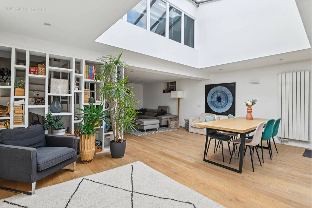 Maison à NANTERRE