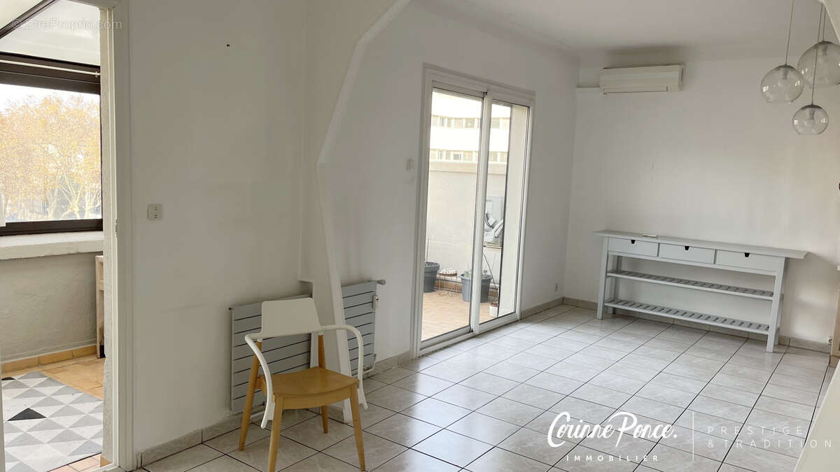 Appartement à NIMES