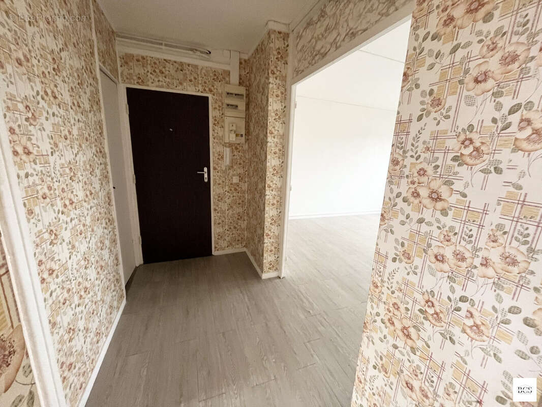 Appartement à BEUVRAGES